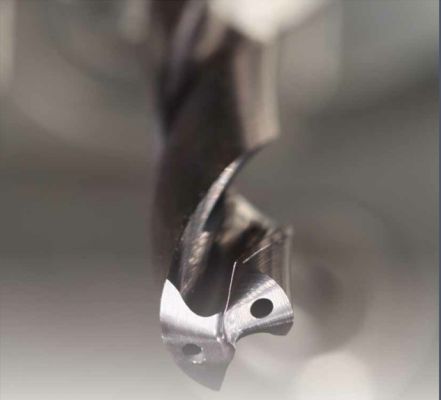 進口深孔內(nèi)冷麻花鉆頭