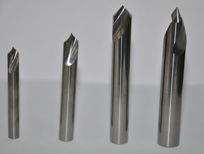 硬質(zhì)合金定心鉆頭